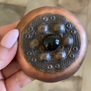 Contemporary bronze with detailed onyx pen